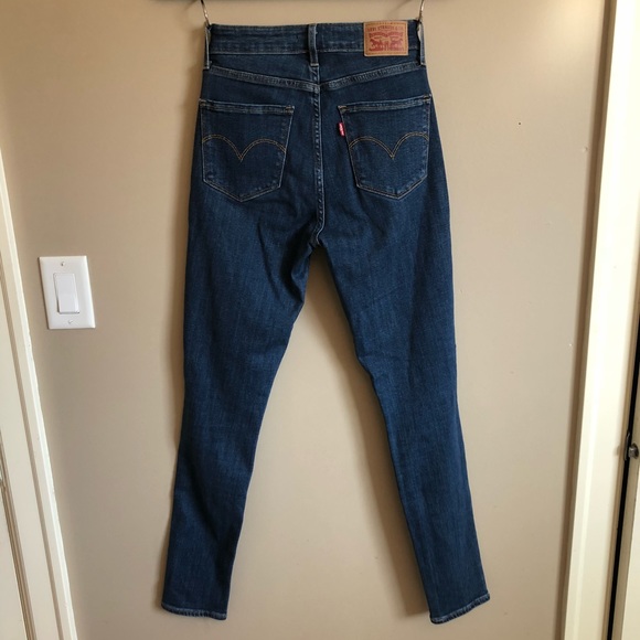 Levi’s 721 high rise skinny jean - Picture 3 of 7